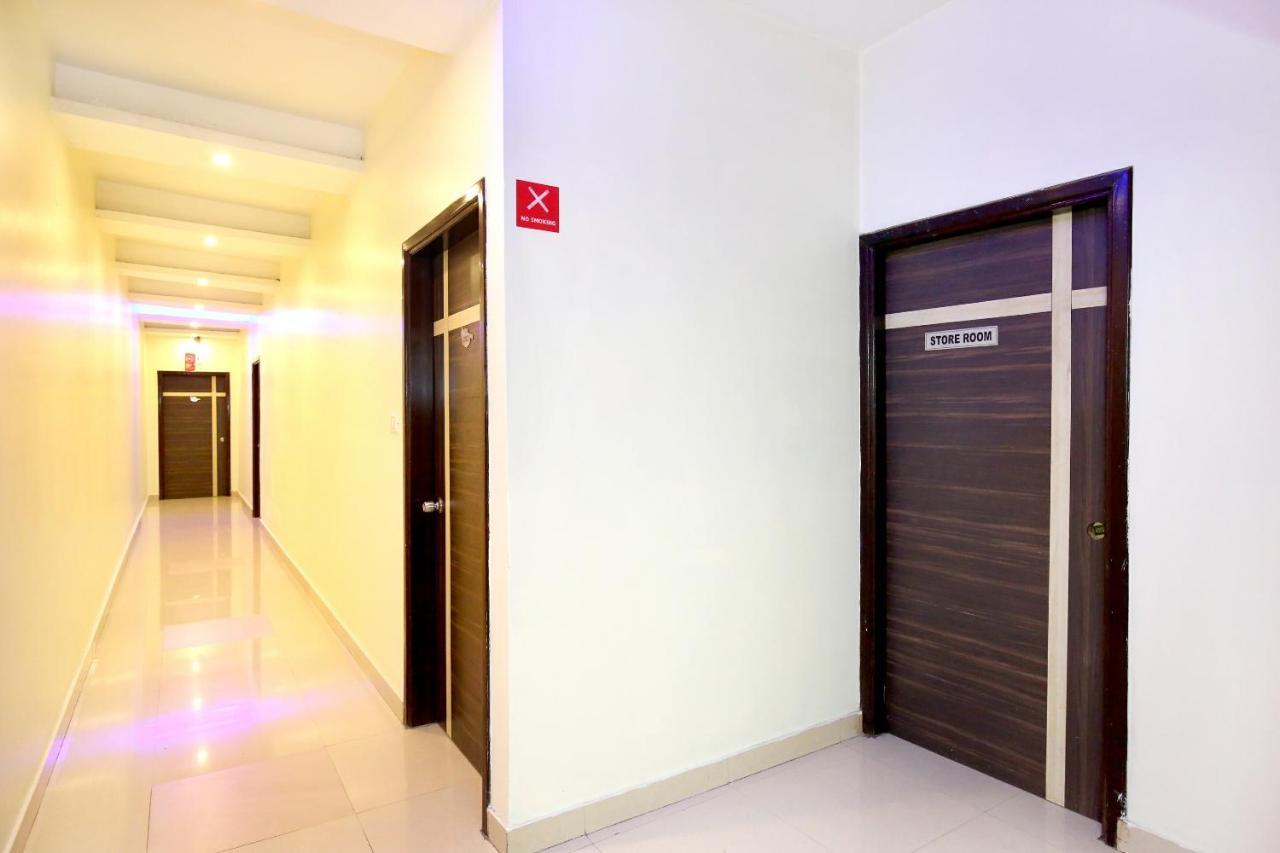 Oyo 9243 Trumpets Hotel Amritsar Exterior photo